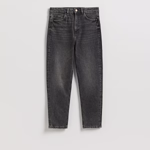 Women's mom fit jeans 7